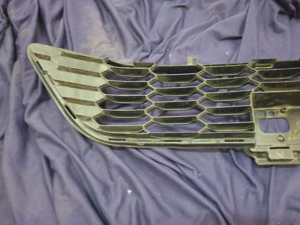 Toyota Hilux Front Bumper Lower Grille