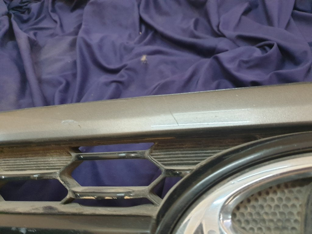 Toyota Hilux Radiator Grille - Light Wear and Tear
