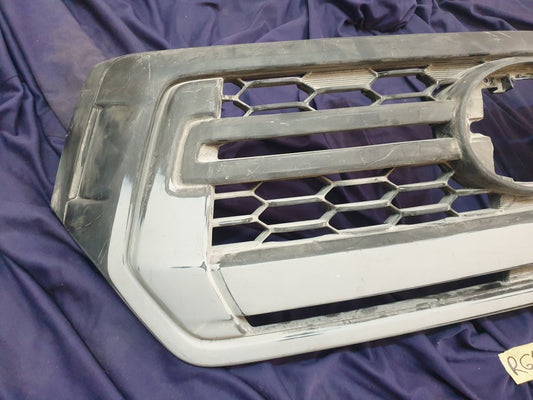 Toyota Hilux Radiator Grille - Wear and Tear