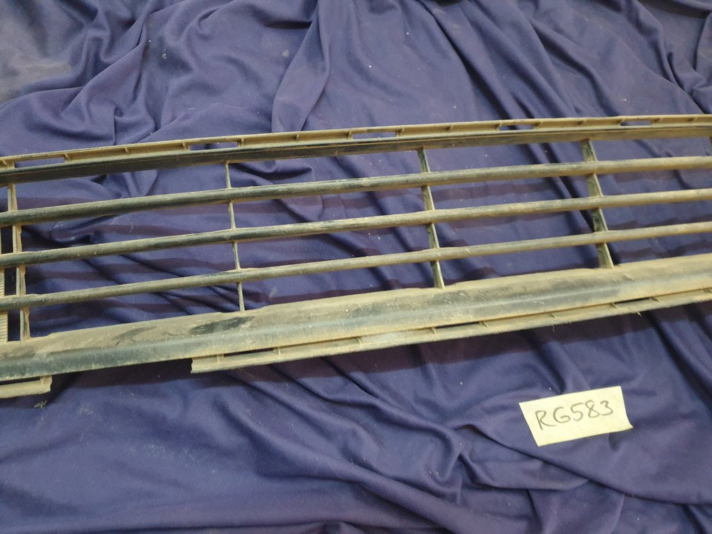 Toyota Corolla Front Bumper Lower Grille
