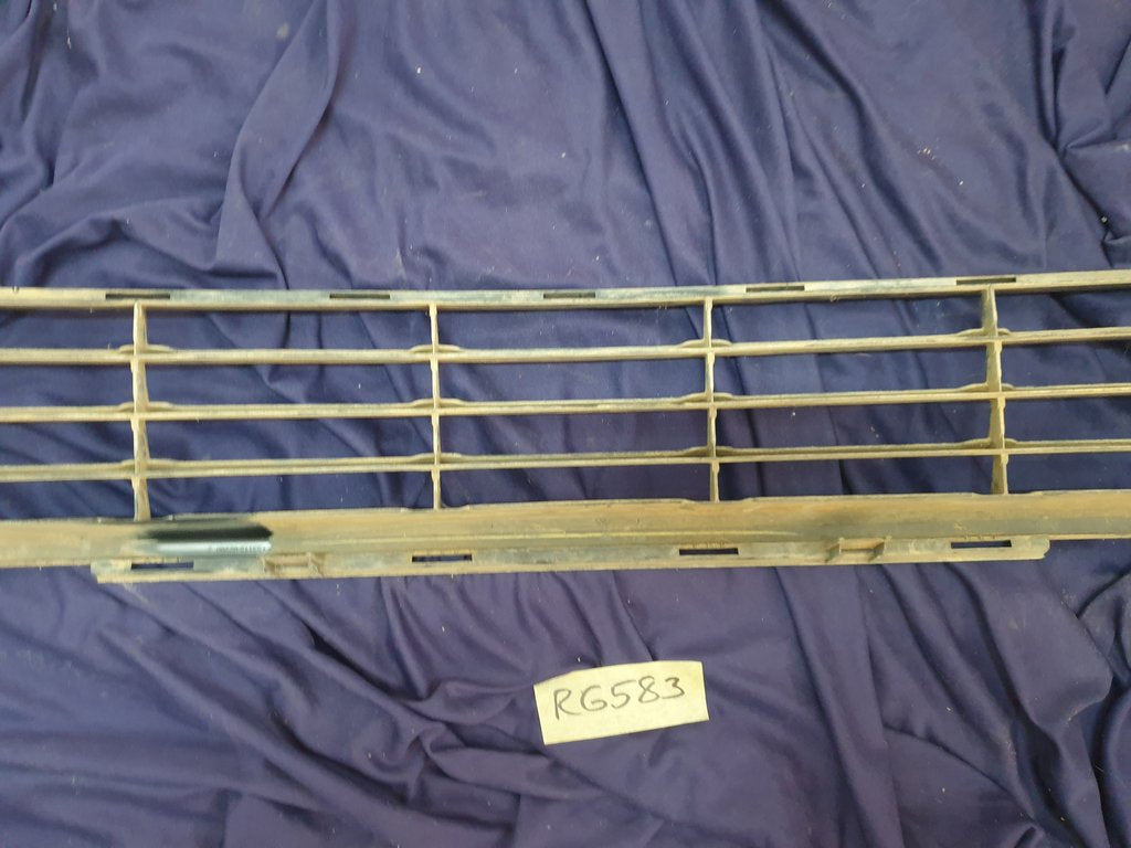 Toyota Corolla Front Bumper Lower Grille