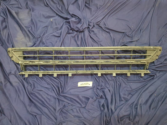 Volkswagen Polo Front Lower Center Radiator Grille