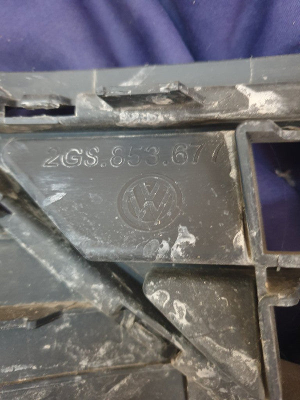 Volkswagen Polo Front Lower Center Radiator Grille