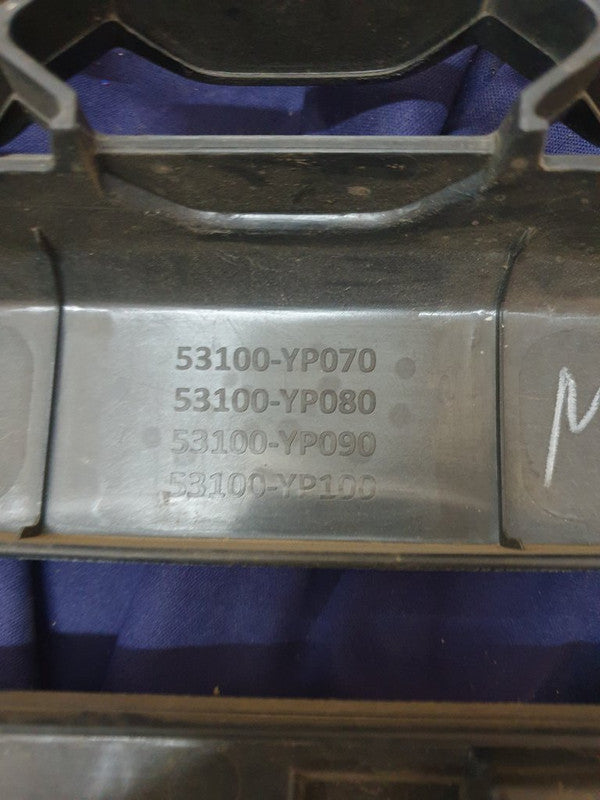 Toyota Hilux Radiator Grille - Wear and Tear, Scratches