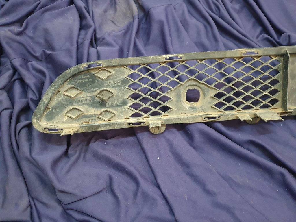 Nissan Navara Front Bumper Lower Grille