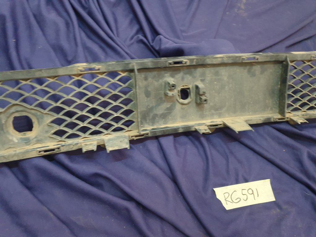 Nissan Navara Front Bumper Lower Grille