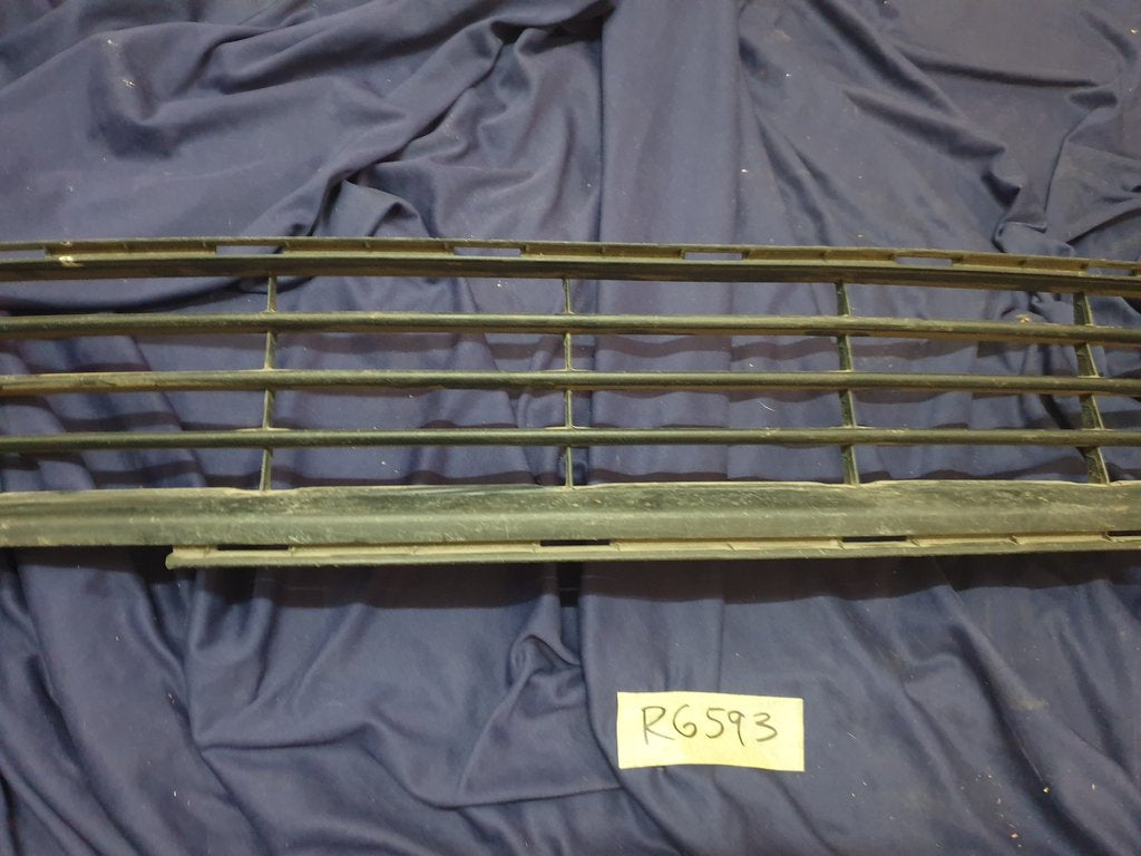 Toyota Corolla Front Bumper Lower Grille
