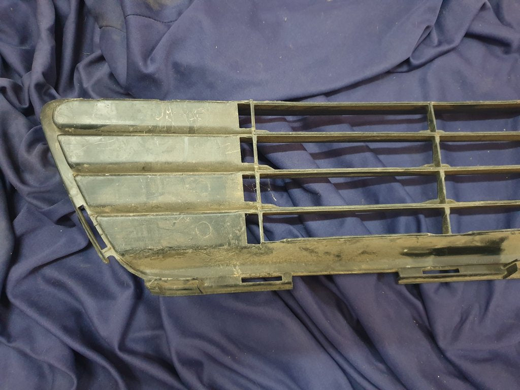 Toyota Corolla Front Bumper Lower Grille