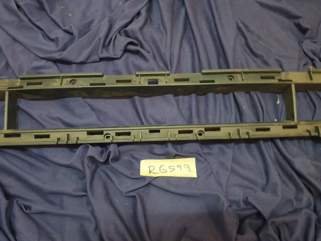 Ford Ranger Front Bumper Lower Grille