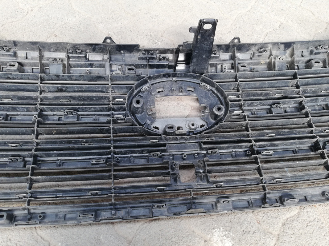 Toyota Land Cruiser 300 2023 Radiator Grille