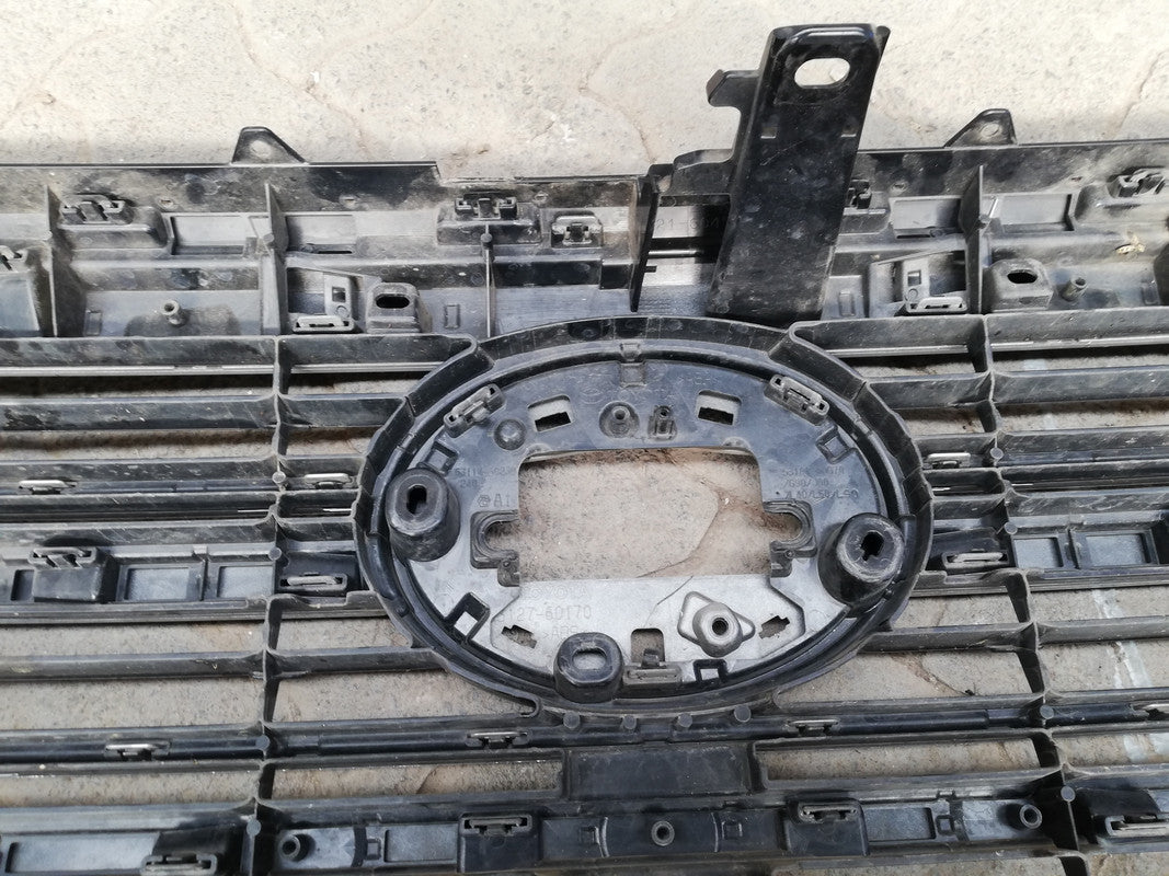 Toyota Land Cruiser 300 2023 Radiator Grille