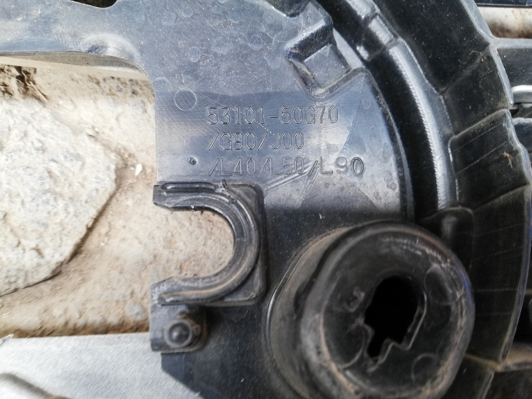 Toyota Land Cruiser 300 2023 Radiator Grille