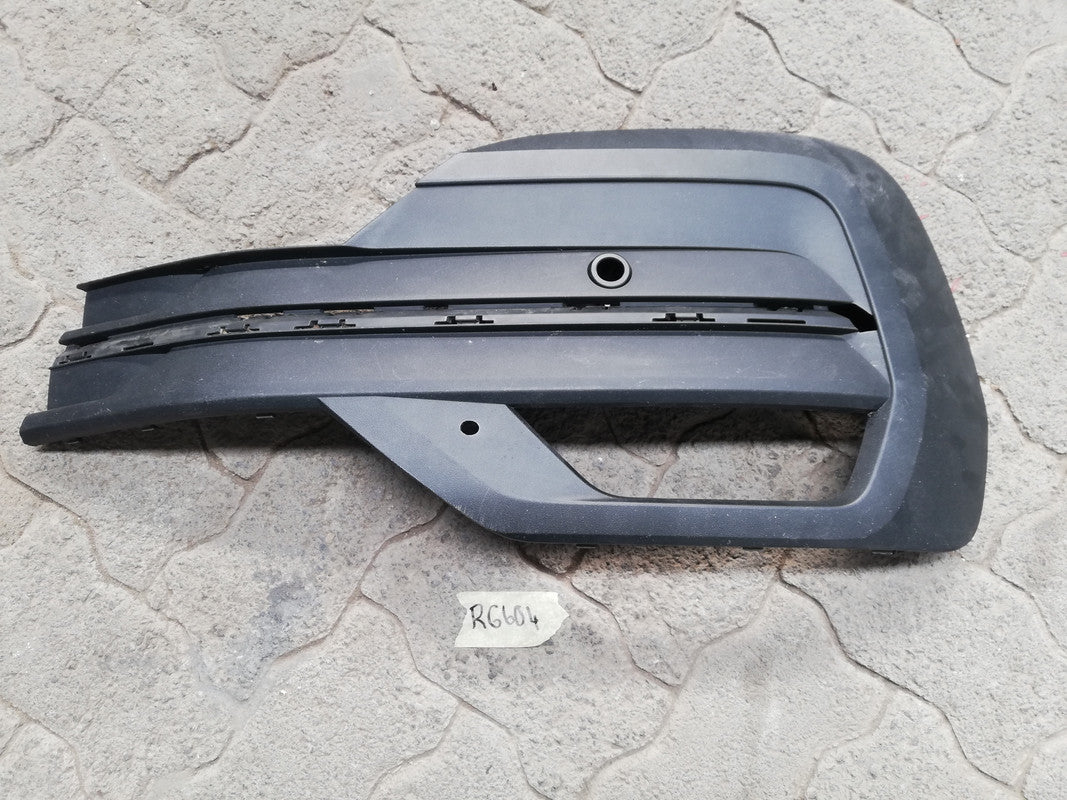 Volkswagen Transporter T6 2023 Left Front Bumper Grille