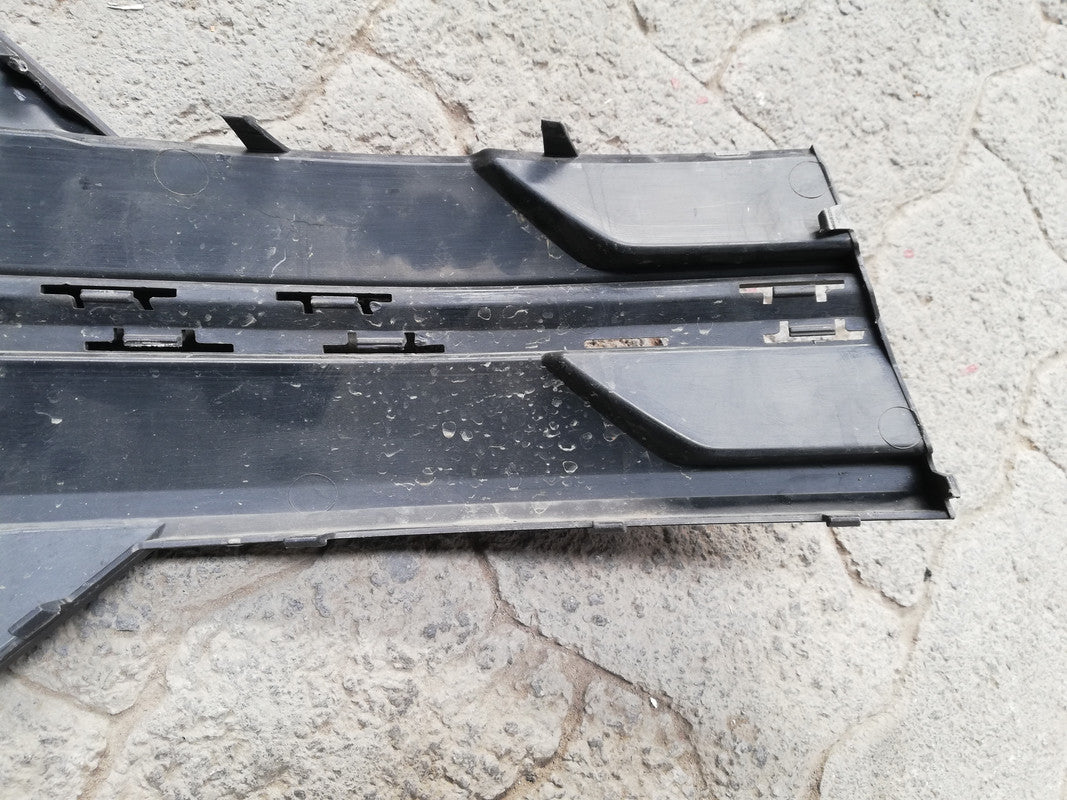 Volkswagen Transporter T6 2023 Left Front Bumper Grille