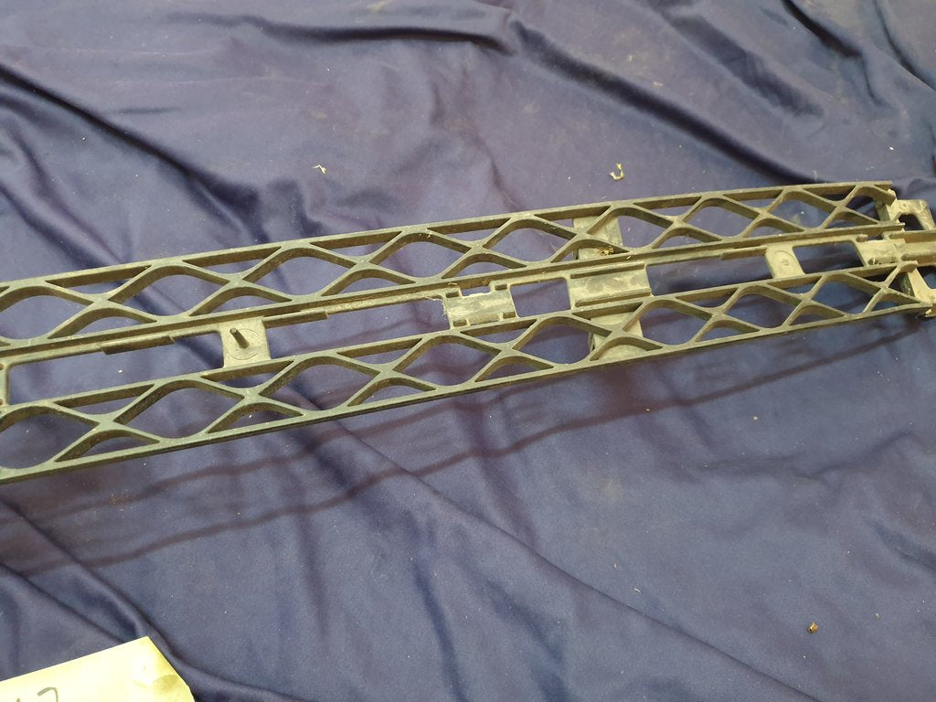 Mercedes-Benz CL C216 Front Bumper Lower Grille - Wear and Tear, No Chrome Trim