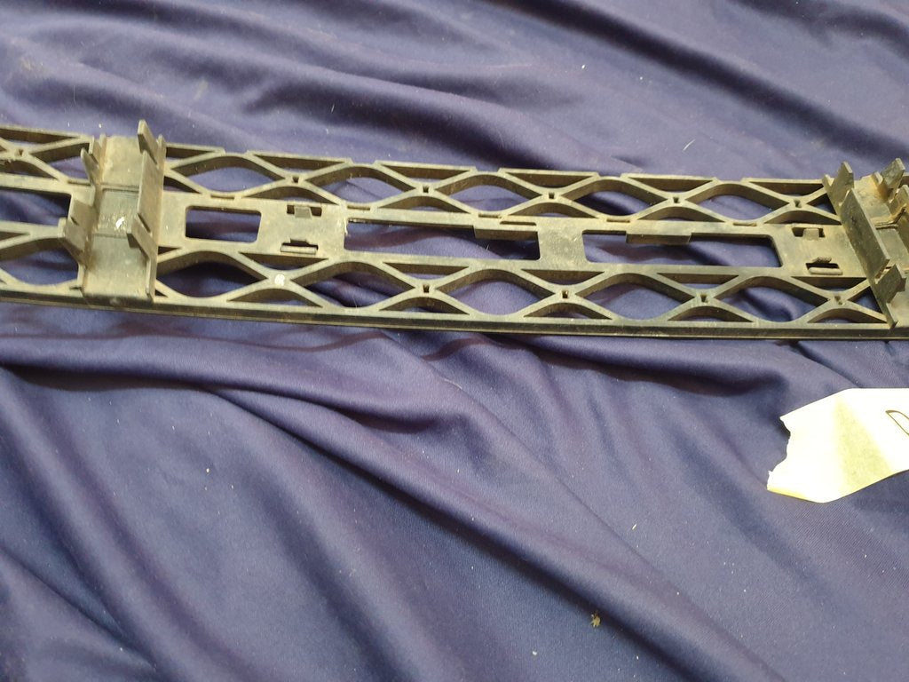 Mercedes-Benz CL C216 Front Bumper Lower Grille - Wear and Tear, No Chrome Trim
