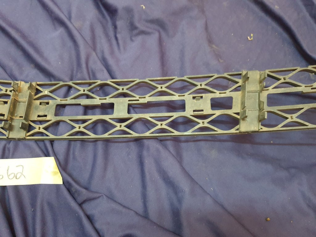 Mercedes-Benz CL C216 Front Bumper Lower Grille - Wear and Tear, No Chrome Trim