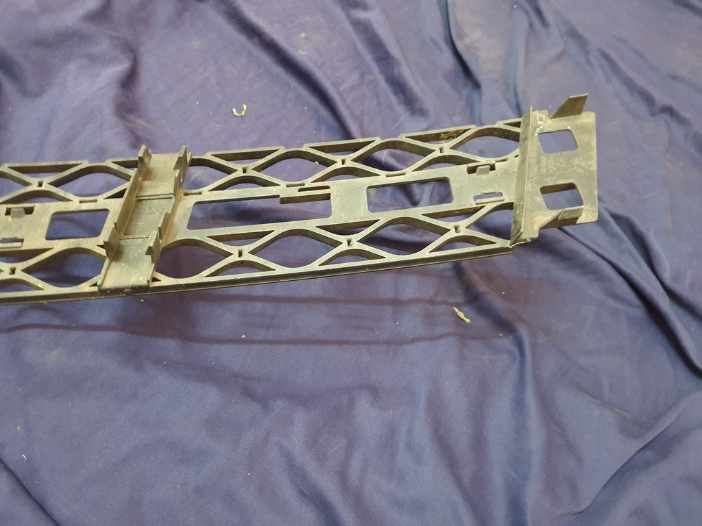 Mercedes-Benz CL C216 Front Bumper Lower Grille - Wear and Tear, No Chrome Trim