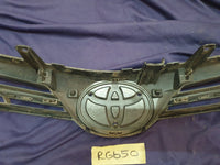 Toyota Corolla Radiator Grille - Wear and Tear