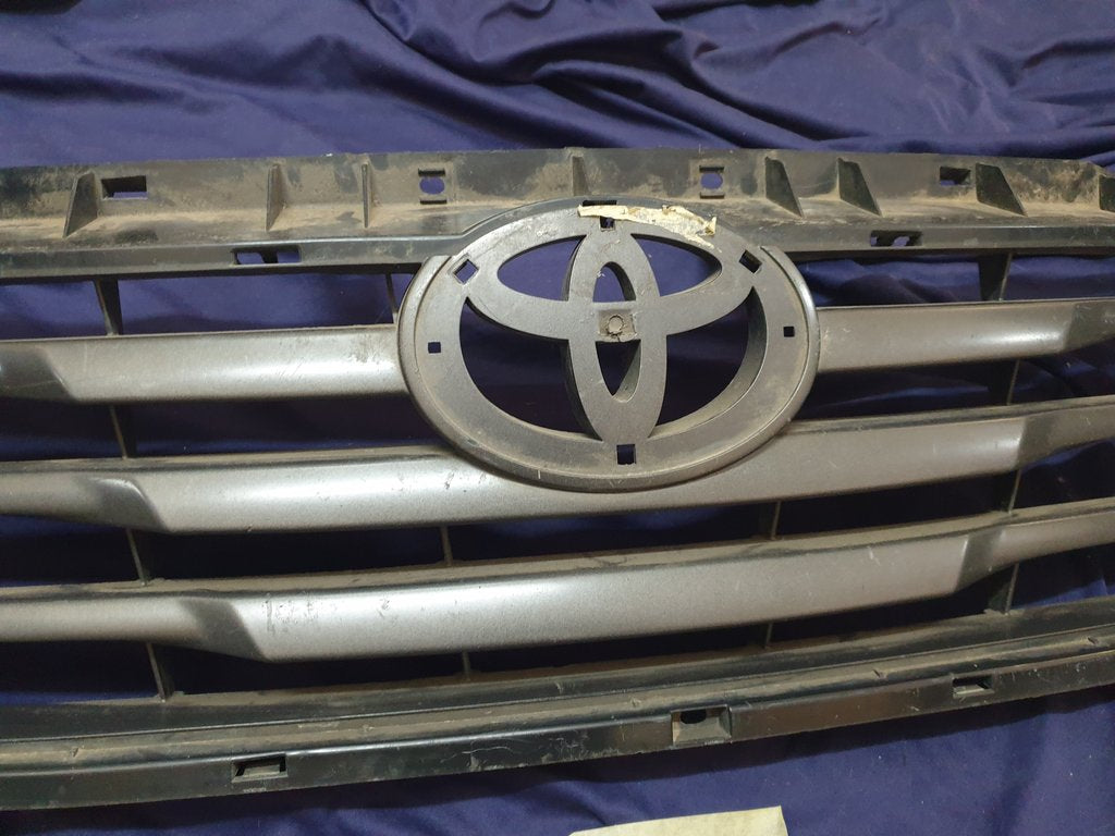Toyota Hilux Radiator Grille - Wear and Tear