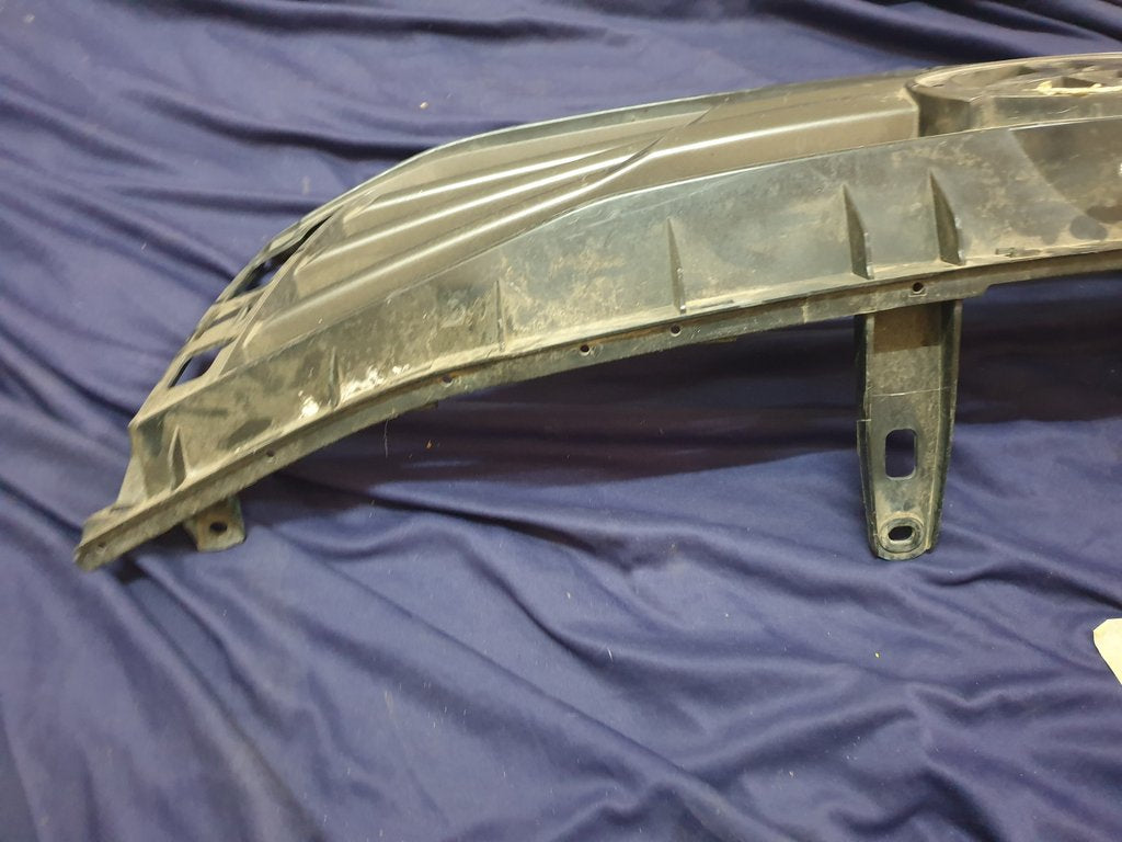 Toyota Hilux Radiator Grille - Wear and Tear