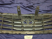 Toyota Hilux Radiator Grille - Wear and Tear