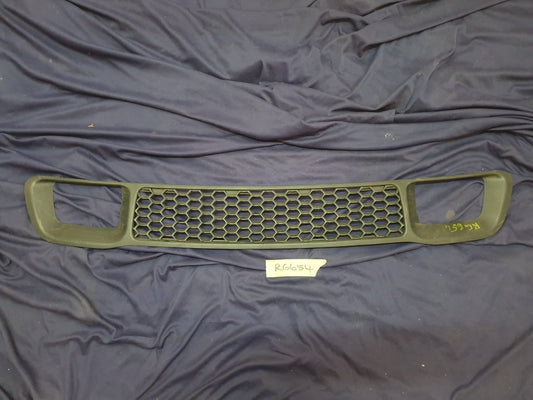 Jeep Grand Cherokee Front Bumper Lower Grille