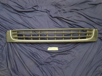 Volkswagen Amarok Front Bumper Lower Grille - Chrome broken, scratches