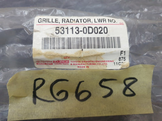 Toyota Yaris Front Bumper Lower Grille