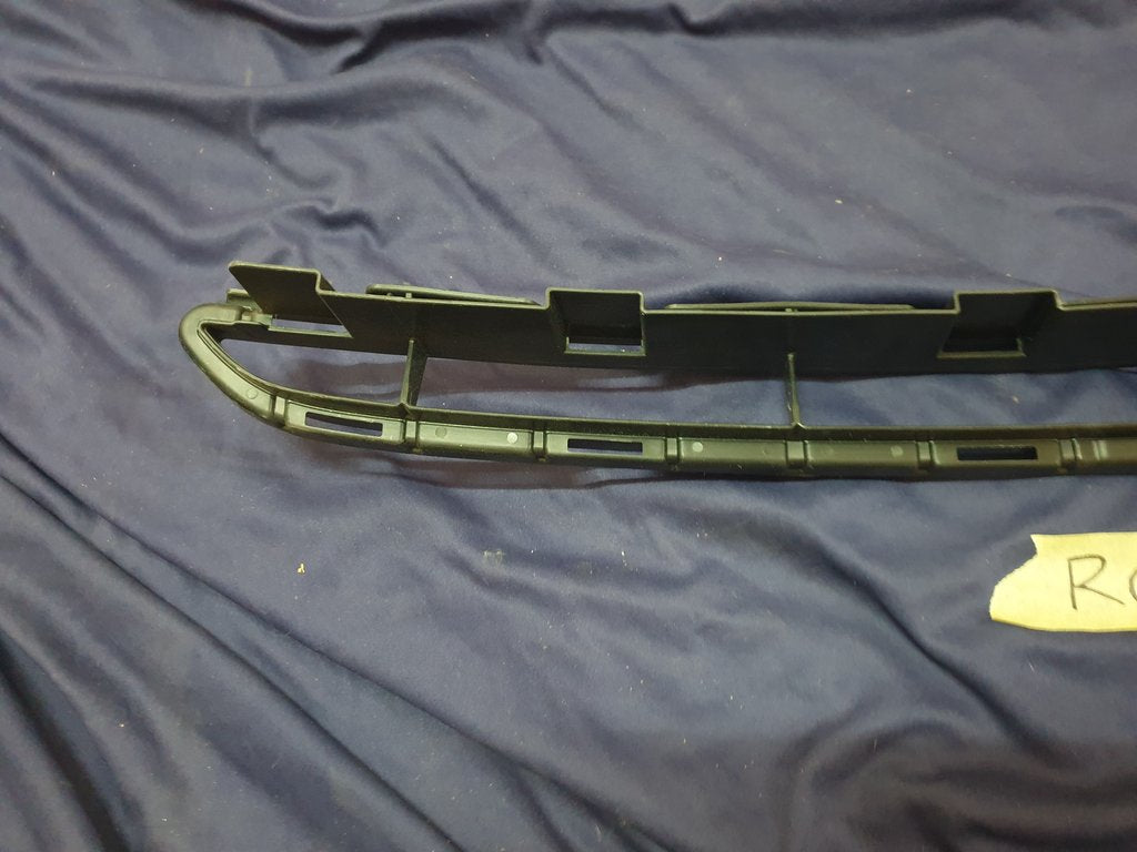 Toyota Yaris Front Bumper Lower Grille