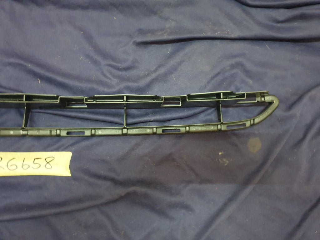 Toyota Yaris Front Bumper Lower Grille