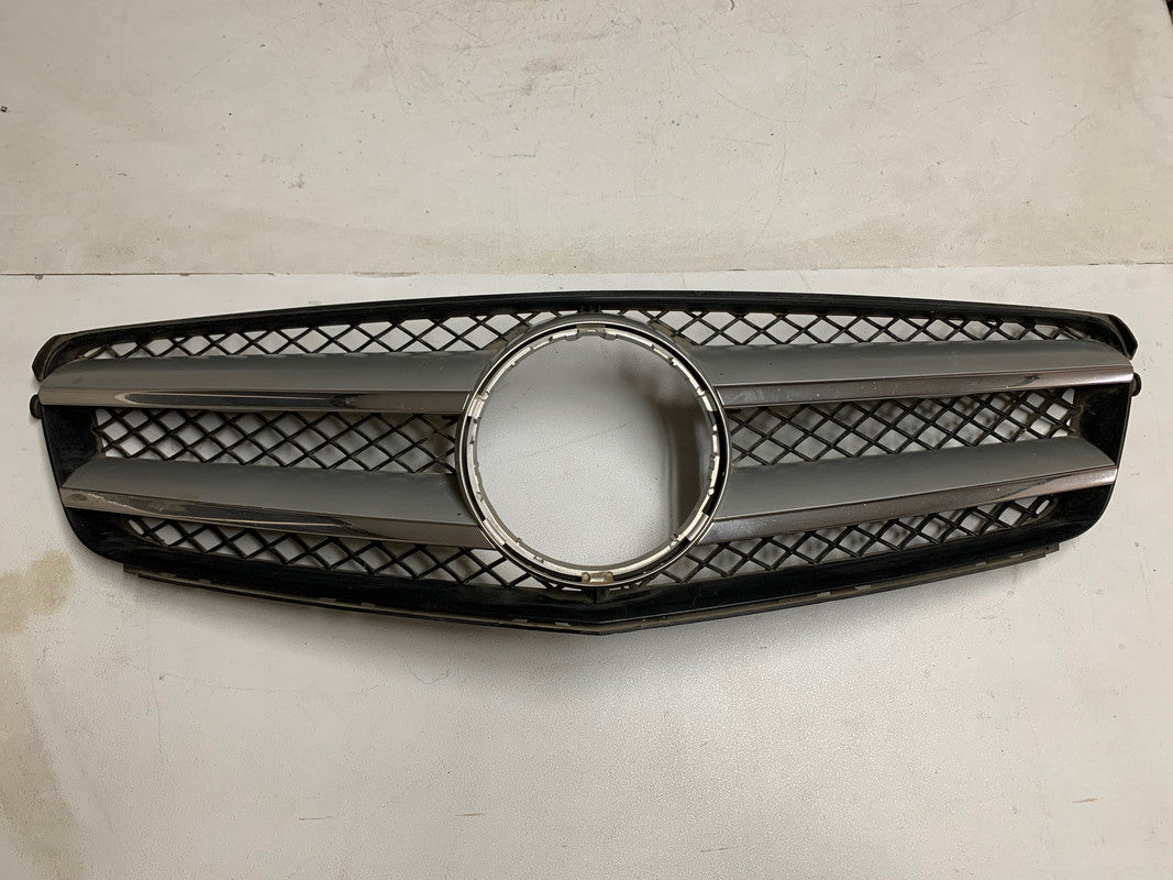 Mercedes-Benz C-Class W204, 2011, 2012, 2013, 2014, 2015, 2016, E350, W212, C207 W204 Coupe, 2012, 2013, 2014, 2015, C250, C350 Radiator Grille Frame and Trim