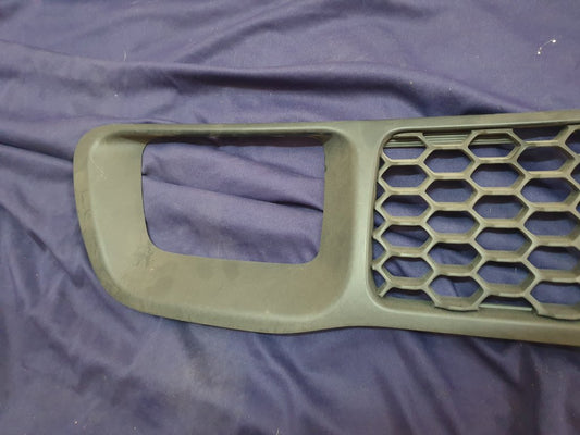 Jeep Grand Cherokee Front Bumper Lower Grille