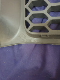 Jeep Grand Cherokee Front Bumper Lower Grille