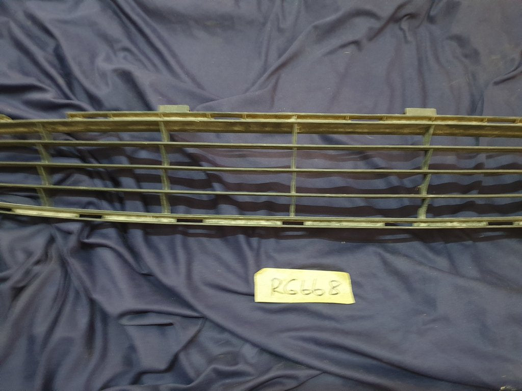Toyota Corolla Front Bumper Lower Grille