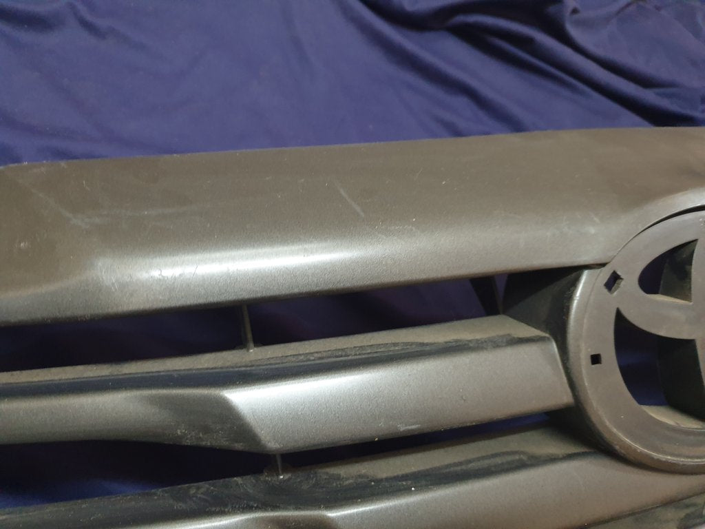 Toyota Hilux Radiator Grille - Wear and Tear, Scratches