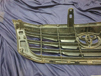 Toyota Hilux Radiator Grille - Wear and Tear, Scratches