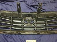 Toyota Hilux Radiator Grille - Wear and Tear, Scratches