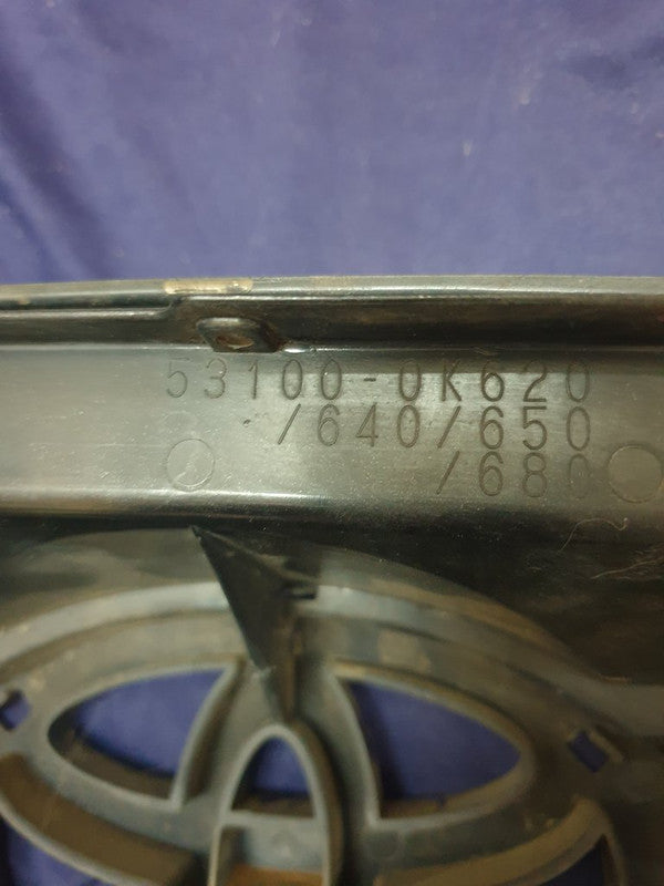 Toyota Hilux Radiator Grille - Wear and Tear, Scratches