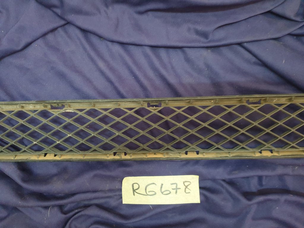 BMW X3 Front Bumper Upper Air Grille