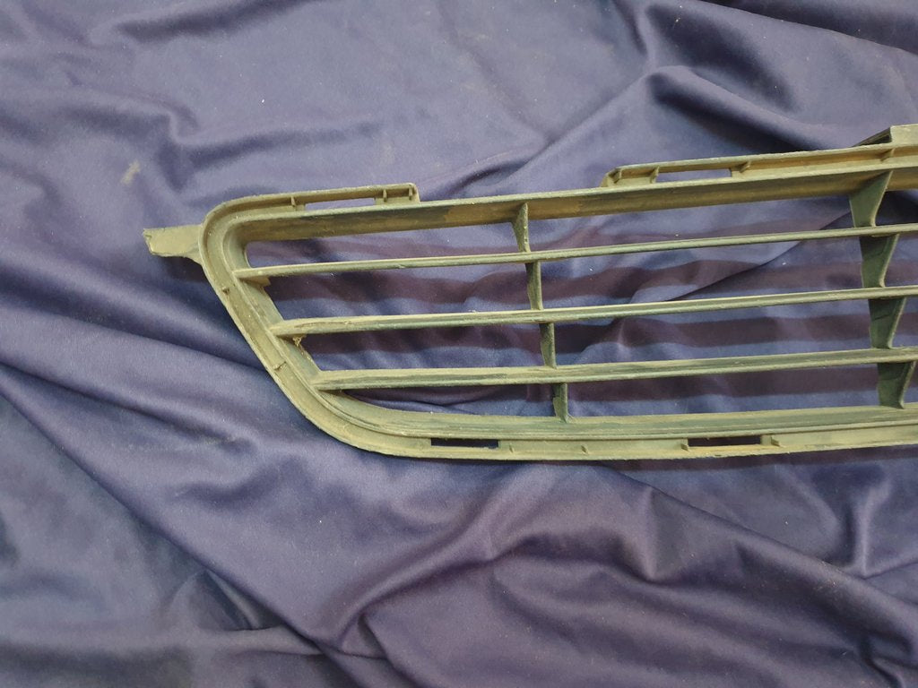 Toyota Corolla Front Bumper Lower Grille