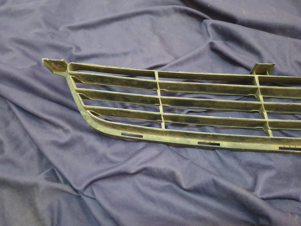 Toyota Corolla Front Bumper Lower Grille