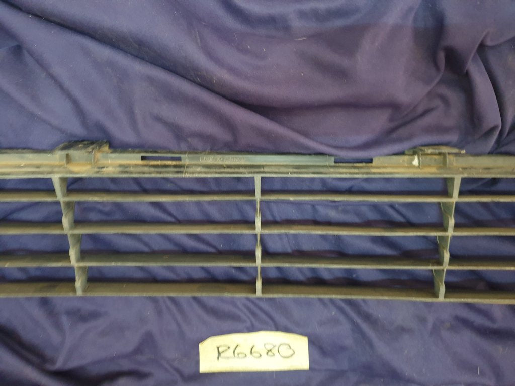 Toyota Corolla Front Bumper Lower Grille