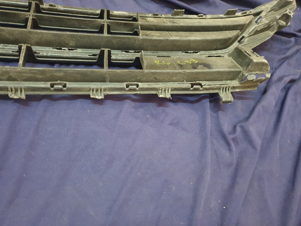 Volkswagen Polo Front Bumper Lower Grille