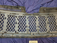Jeep Grand Cherokee Radiator Grille Backing - Wear and tear
