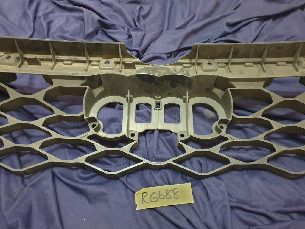 Audi Q3 Radiator Grille Backing
