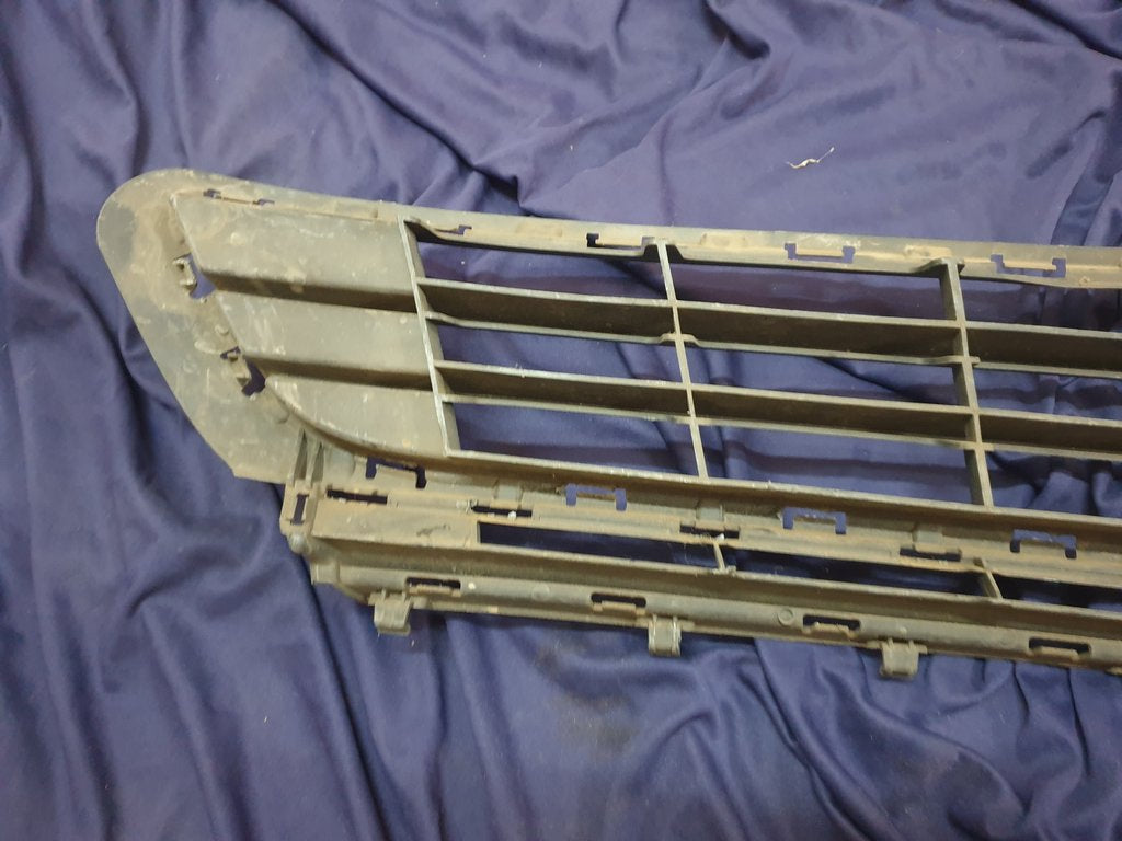 Volkswagen Golf VII Front Bumper Lower Grille