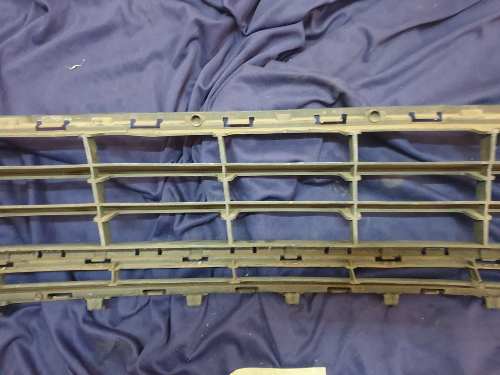 Volkswagen Golf VII Front Bumper Lower Grille