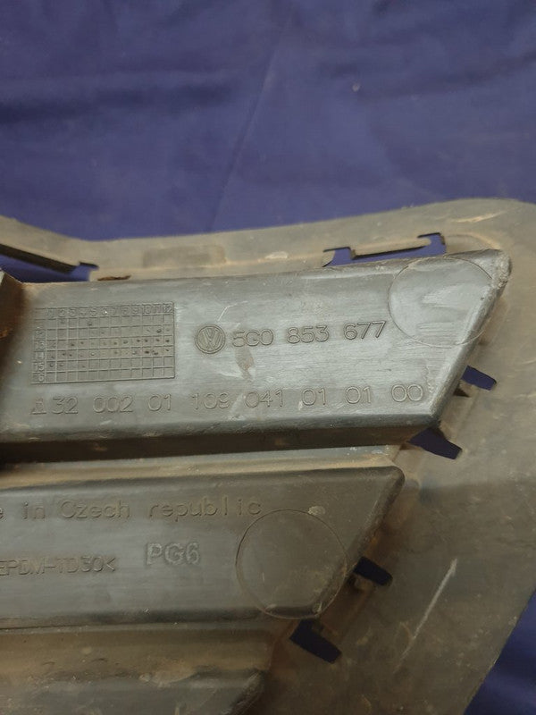 Volkswagen Golf VII Front Bumper Lower Grille