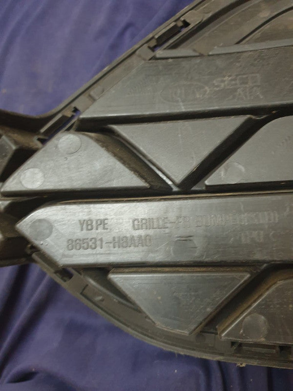 KIA Rio IV Front Bumper Lower Grille